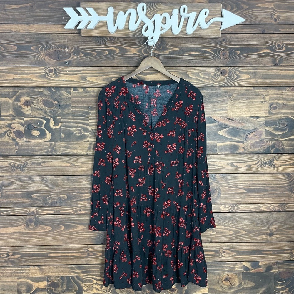 Ann Taylor LOFT | Garden Split Neck Swing Dress Floral Red Black Tiered Babydoll - Picture 8 of 11